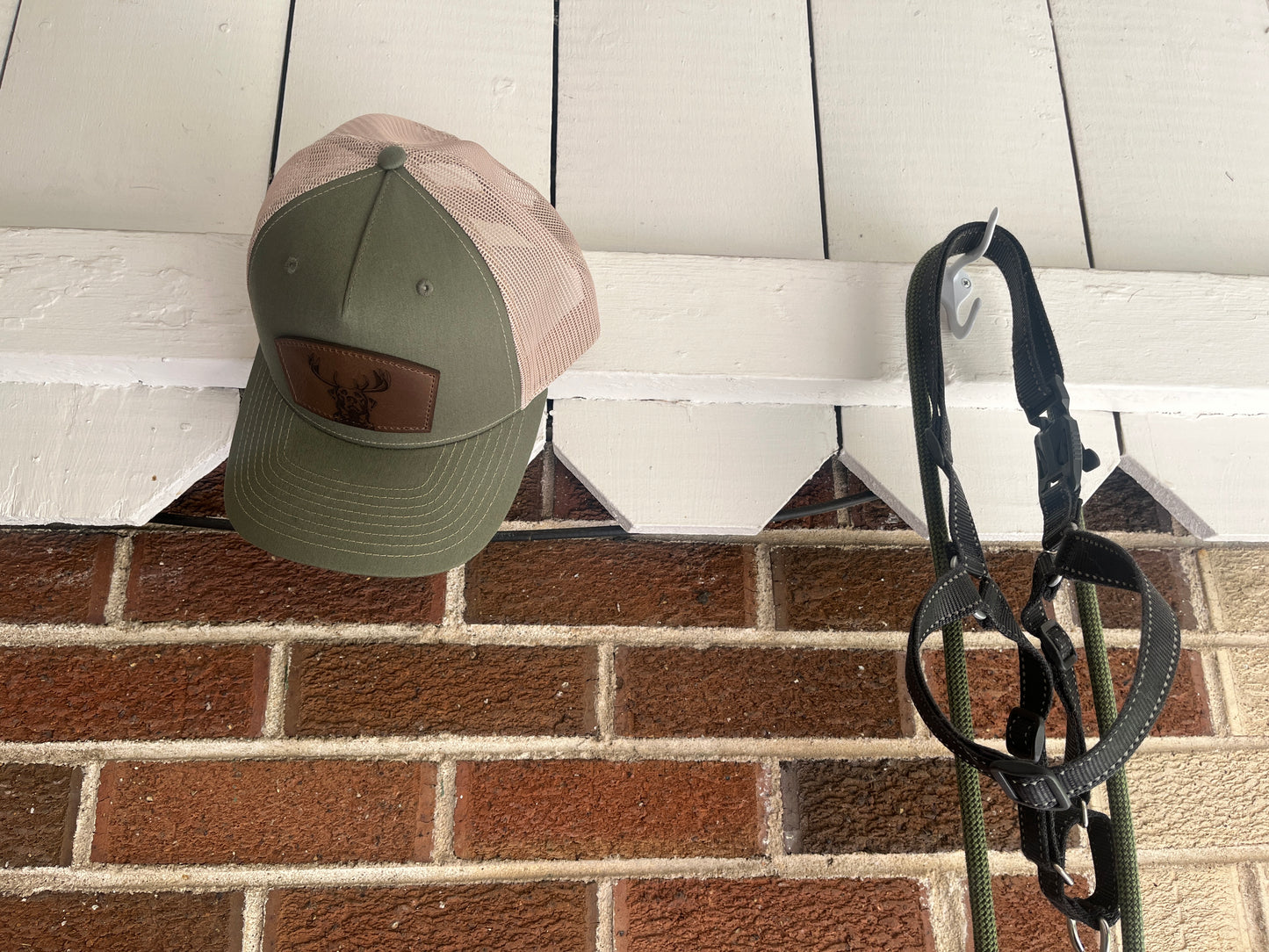Army Olive / Tan
